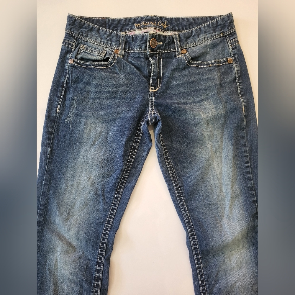 Y2K Maurices low rise jeans, dark wash bootcut. (size 27)
